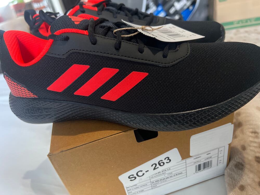 Adidas Impulse Syn 3.0 black Red Sz ‘men’s 9.5